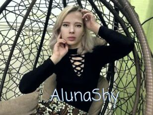AlunaShy
