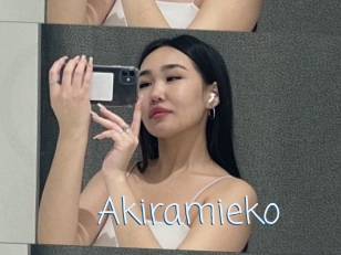 Akiramieko