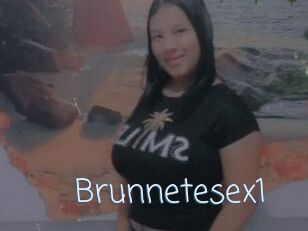 Brunnetesex1