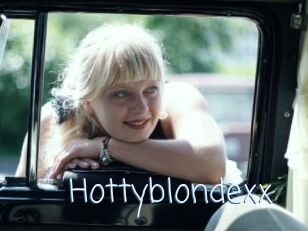 Hottyblondexx