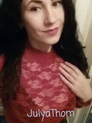 JulyaThom