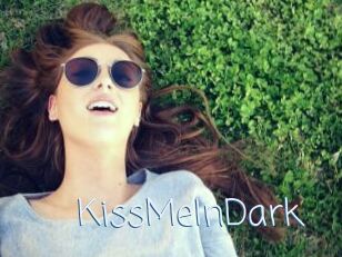 KissMeInDark