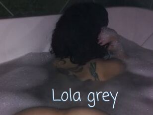 Lola_grey