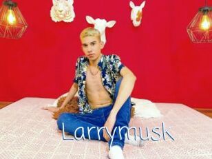 Larrymusk