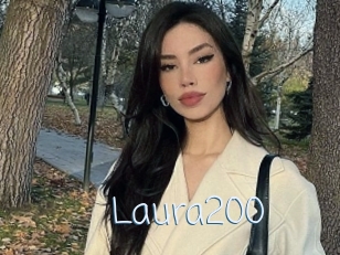 Laura200