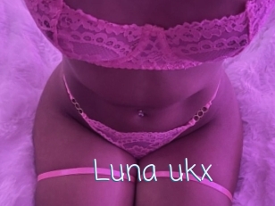 Luna_ukx
