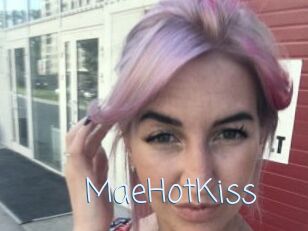MaeHotKiss