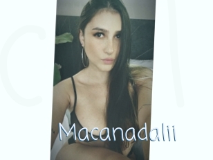 Macanadalii