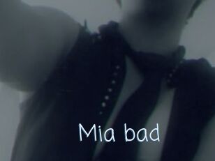 Mia_bad