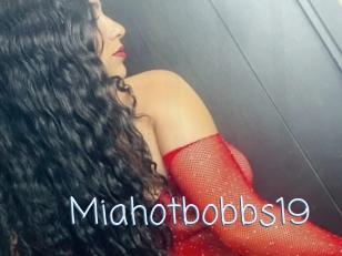 Miahotbobbs19