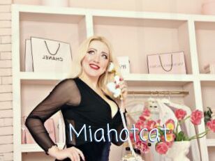 Miahotcat