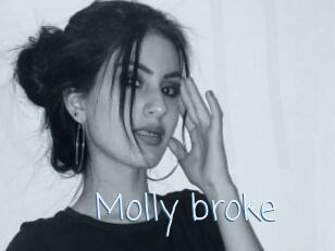 Molly_broke
