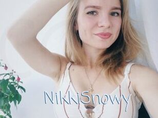 NikkiSnowy