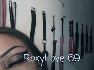 RoxyLove_69