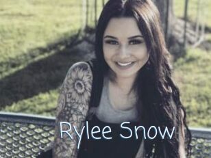 Rylee_Snow